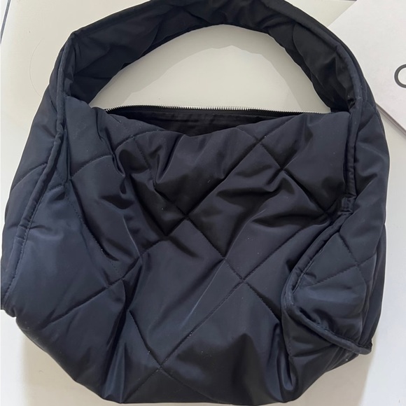 Cos Elegant Black Quilted shoulder bag - Picture 3 of 8